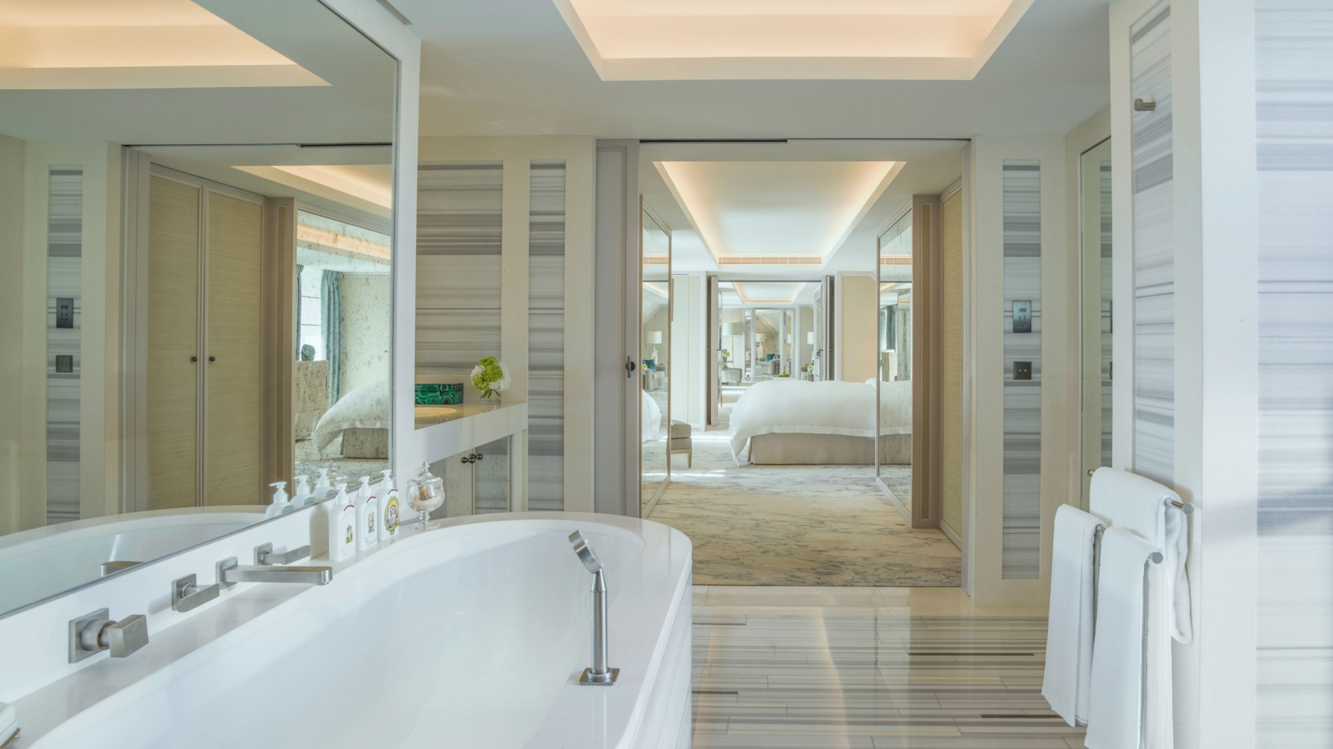 Salle de bains de la Suite Sgnature De Crillon